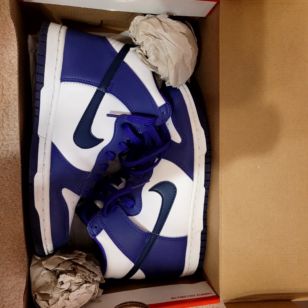 Nike High top purple dunks